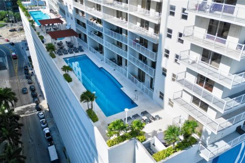Купить кондоминиум в Майами, Флорида 3 спальни, 114.46м2, № 1701813 - фото 23