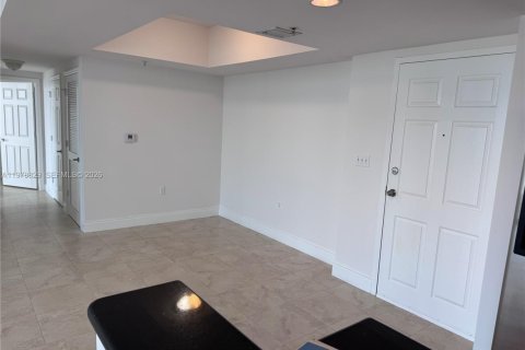 Condominio en alquiler en Hollywood, Florida, 3 dormitorios, 137.68 m2 № 2155071 - foto 9