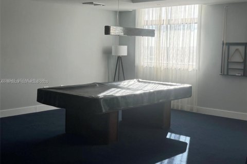Condominio en alquiler en Hollywood, Florida, 3 dormitorios, 137.68 m2 № 2155071 - foto 24