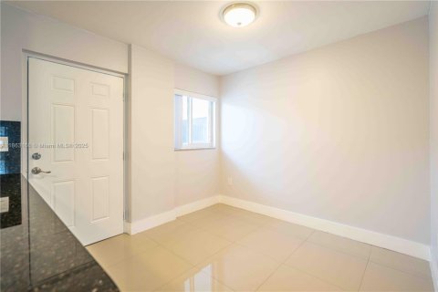 Appartement à louer à Miami Beach, Floride: 1 chambre, 72 m2 № 1890194 - photo 7