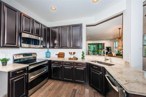 Touwnhouse à vendre à Seminole, Floride: 4 chambres, 257.53 m2 № 1835142 - photo 8