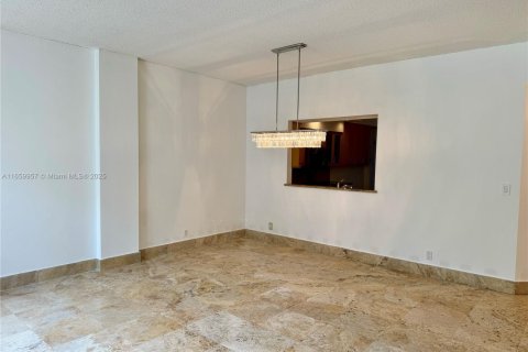 Купить кондоминиум в Авентура, Флорида 2 спальни, 152.36м2, № 1812130 - фото 6