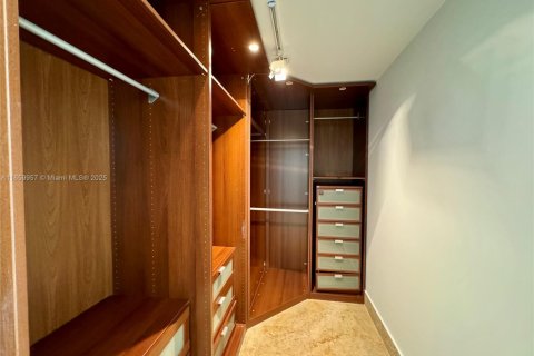 Купить кондоминиум в Авентура, Флорида 2 спальни, 152.36м2, № 1812130 - фото 19