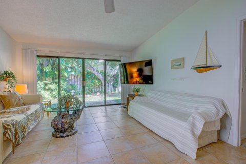 Touwnhouse à vendre à Palm Beach Gardens, Floride: 2 chambres, 134.52 m2 № 2409060 - photo 4