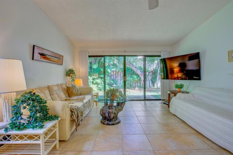 Touwnhouse à vendre à Palm Beach Gardens, Floride: 2 chambres, 134.52 m2 № 2409060 - photo 5