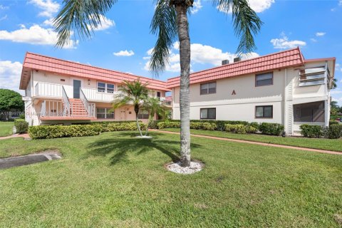 Condominio en venta en Delray Beach, Florida, 1 dormitorio, 66.89 m2 № 1950756 - foto 1