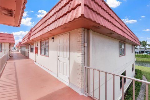 Condominio en venta en Delray Beach, Florida, 1 dormitorio, 66.89 m2 № 1950756 - foto 3
