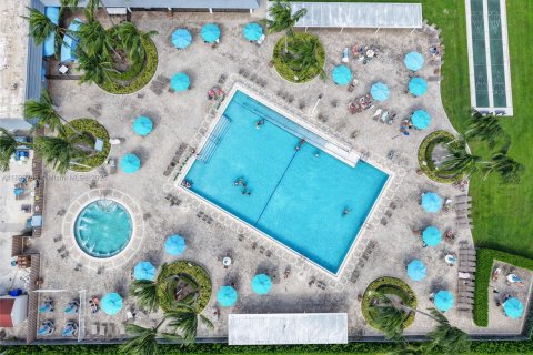 Condominio en venta en Delray Beach, Florida, 1 dormitorio, 66.89 m2 № 1950756 - foto 26