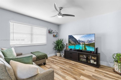 Condominio en venta en Delray Beach, Florida, 1 dormitorio, 66.89 m2 № 1950756 - foto 7