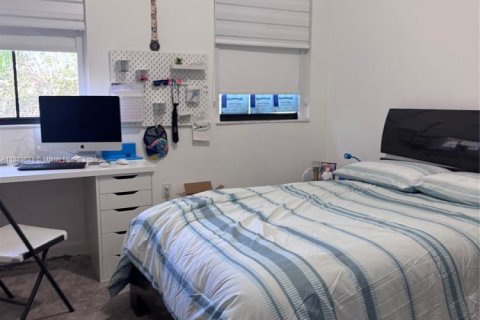 Adosado en alquiler en Doral, Florida, 4 dormitorios, 201.6 m2 № 1944611 - foto 20