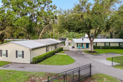House in Land O' Lakes, Florida 3 bedrooms, 140.47 sq.m. № 1898859 - photo 1