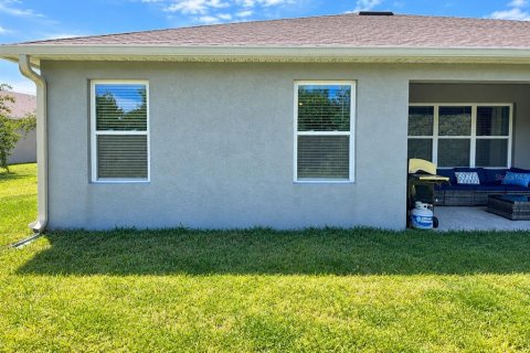 Villa ou maison à vendre à Ormond Beach, Floride: 4 chambres, 195.19 m2 № 2431851 - photo 3