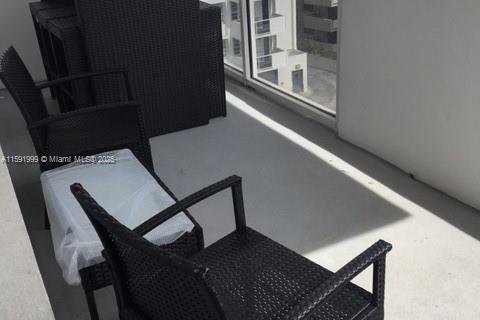 Condominio en alquiler en Miami Beach, Florida, 2 dormitorios, 110.55 m2 № 2012314 - foto 22
