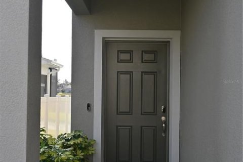 Villa ou maison à louer à Davenport, Floride: 3 chambres, 179.77 m2 № 2408162 - photo 4