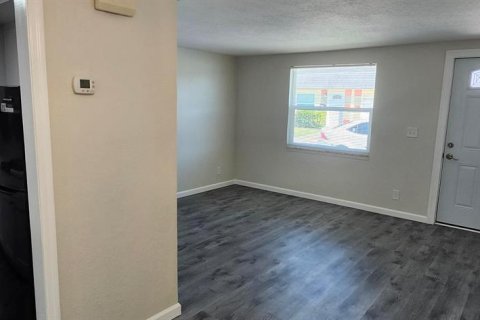 Villa ou maison à vendre à New Port Richey, Floride: 2 chambres, 67.08 m2 № 2204543 - photo 3