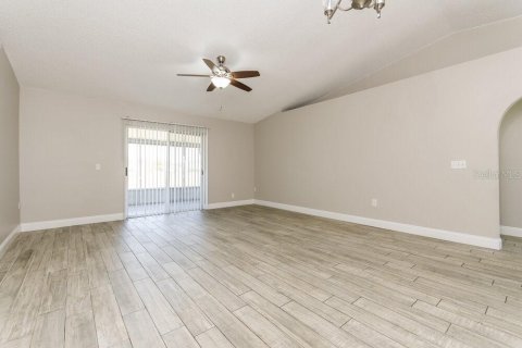 Casa en alquiler en Clermont, Florida, 3 dormitorios, 117.43 m2 № 2106195 - foto 4