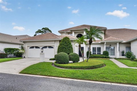 Villa ou maison à Apopka, Floride 4 chambres, 292.36 m2 № 2361157