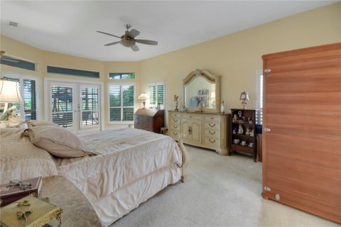 House in Mount Dora, Florida 3 bedrooms, 281.31 sq.m. № 1916217 - photo 22