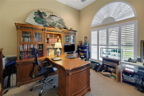 House in Mount Dora, Florida 3 bedrooms, 281.31 sq.m. № 1916217 - photo 19