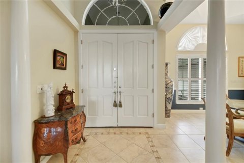 House in Mount Dora, Florida 3 bedrooms, 281.31 sq.m. № 1916217 - photo 4