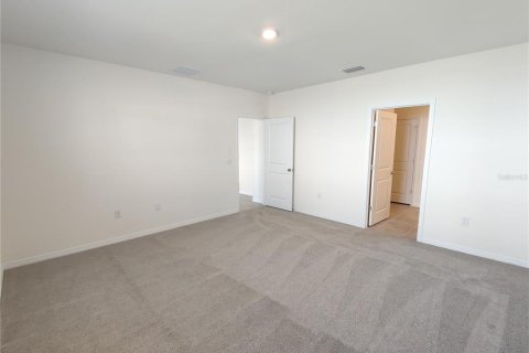 House in Wesley Chapel, Florida 4 bedrooms, 171.5 sq.m. № 1846370 - photo 9