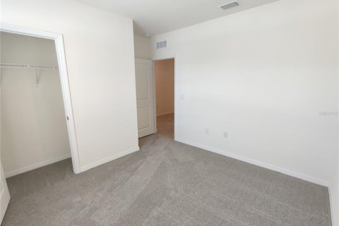 House in Wesley Chapel, Florida 4 bedrooms, 171.5 sq.m. № 1846370 - photo 13