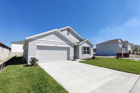 House in Wesley Chapel, Florida 4 bedrooms, 171.5 sq.m. № 1846370 - photo 2