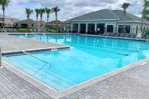 House in Wesley Chapel, Florida 4 bedrooms, 171.5 sq.m. № 1846370 - photo 24