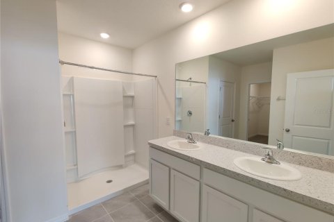 House in Wesley Chapel, Florida 4 bedrooms, 171.5 sq.m. № 1846370 - photo 10
