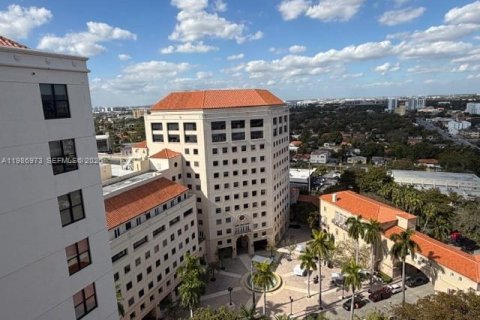 Condo in Coral Gables, Florida, 2 bedrooms № 2089530 - photo 5