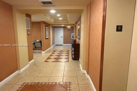 Condo in Coral Gables, Florida, 2 bedrooms № 2089530 - photo 22