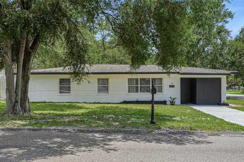 Casa en venta en Tampa, Florida, 4 dormitorios, 166.57 m2 № 2210136 - foto 2