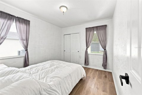 Casa en venta en Tampa, Florida, 4 dormitorios, 166.57 m2 № 2210136 - foto 29