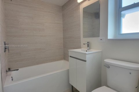 Apartamento en alquiler en Miami Beach, Florida, 1 dormitorio, 74.32 m2 № 1979298 - foto 7