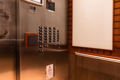 Снять в аренду кондоминиум в Авентура, Флорида 3 спальни, 141.68м2, № 2078115 - фото 24