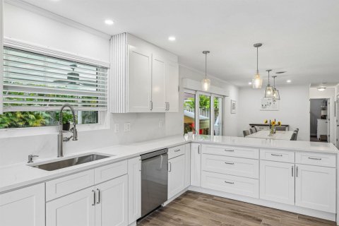 Casa en venta en Deerfield Beach, Florida, 2 dormitorios, 114.73 m2 № 2087495 - foto 5