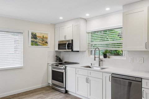Casa en venta en Deerfield Beach, Florida, 2 dormitorios, 114.73 m2 № 2087495 - foto 7