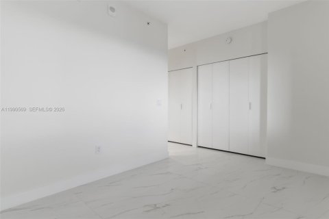 Снять в аренду кондоминиум в Майами, Флорида 2 спальни, 121.33м2, № 2058005 - фото 26