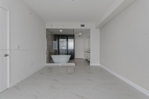 Снять в аренду кондоминиум в Майами, Флорида 2 спальни, 121.33м2, № 2058005 - фото 17