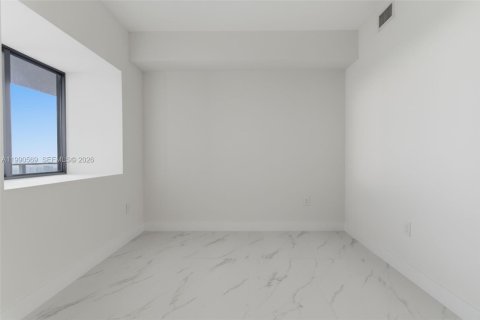 Снять в аренду кондоминиум в Майами, Флорида 2 спальни, 121.33м2, № 2058005 - фото 29