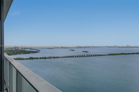 Снять в аренду кондоминиум в Майами, Флорида 2 спальни, 121.33м2, № 2058005 - фото 10