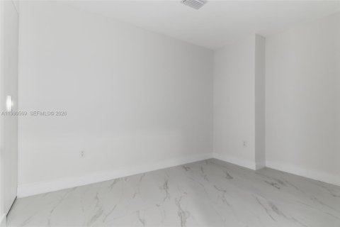 Снять в аренду кондоминиум в Майами, Флорида 2 спальни, 121.33м2, № 2058005 - фото 25