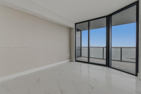 Снять в аренду кондоминиум в Майами, Флорида 2 спальни, 121.33м2, № 2058005 - фото 14