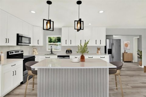 House in Clearwater, Florida 4 bedrooms, 127.93 sq.m. № 1806849 - photo 22
