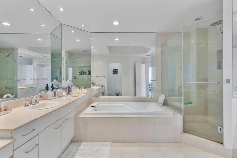 Купить кондоминиум в Авентура, Флорида 3 спальни, 203.46м2, № 1958086 - фото 13