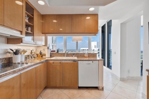 Купить кондоминиум в Авентура, Флорида 3 спальни, 203.46м2, № 1958086 - фото 9