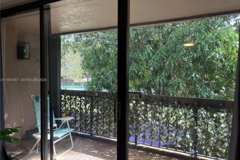 Touwnhouse à vendre à Miami, Floride: 3 chambres, 196.95 m2 № 2006067 - photo 26