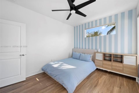 Villa ou maison à louer à Fort Lauderdale, Floride: 4 chambres, 183.39 m2 № 1997922 - photo 6