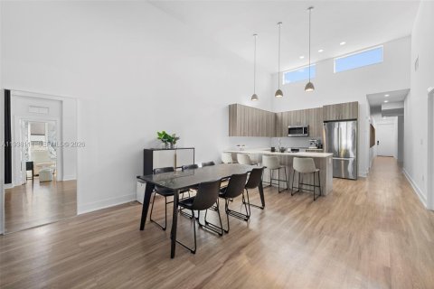 Villa ou maison à louer à Fort Lauderdale, Floride: 4 chambres, 183.39 m2 № 1997922 - photo 24