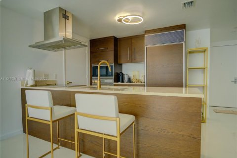 Condominio en venta en Miami, Florida, 2 dormitorios, 116.59 m2 № 1812332 - foto 9